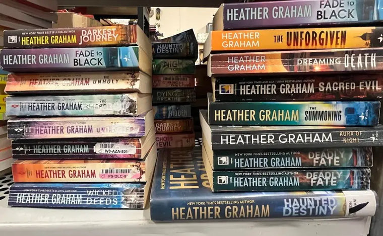 Complete Set Series - Krewe of Hunters Heather Graham 38 Lot (MIX HC/SC) - complete-set-series-krewe-of-hunters-heather-graham-38-lot-mix-hc-sc